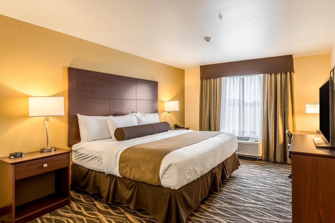 Cobblestone Hotel & Suites - Chippewa Falls Exteriör bild