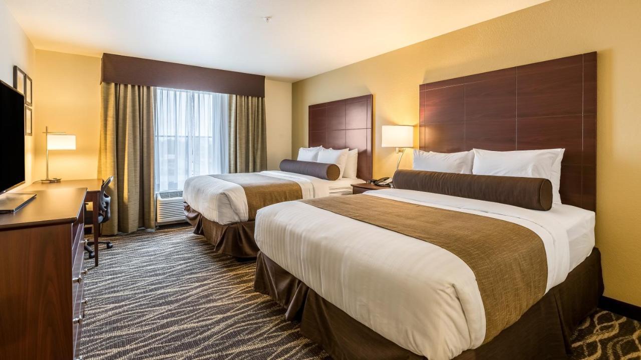 Cobblestone Hotel & Suites - Chippewa Falls Exteriör bild